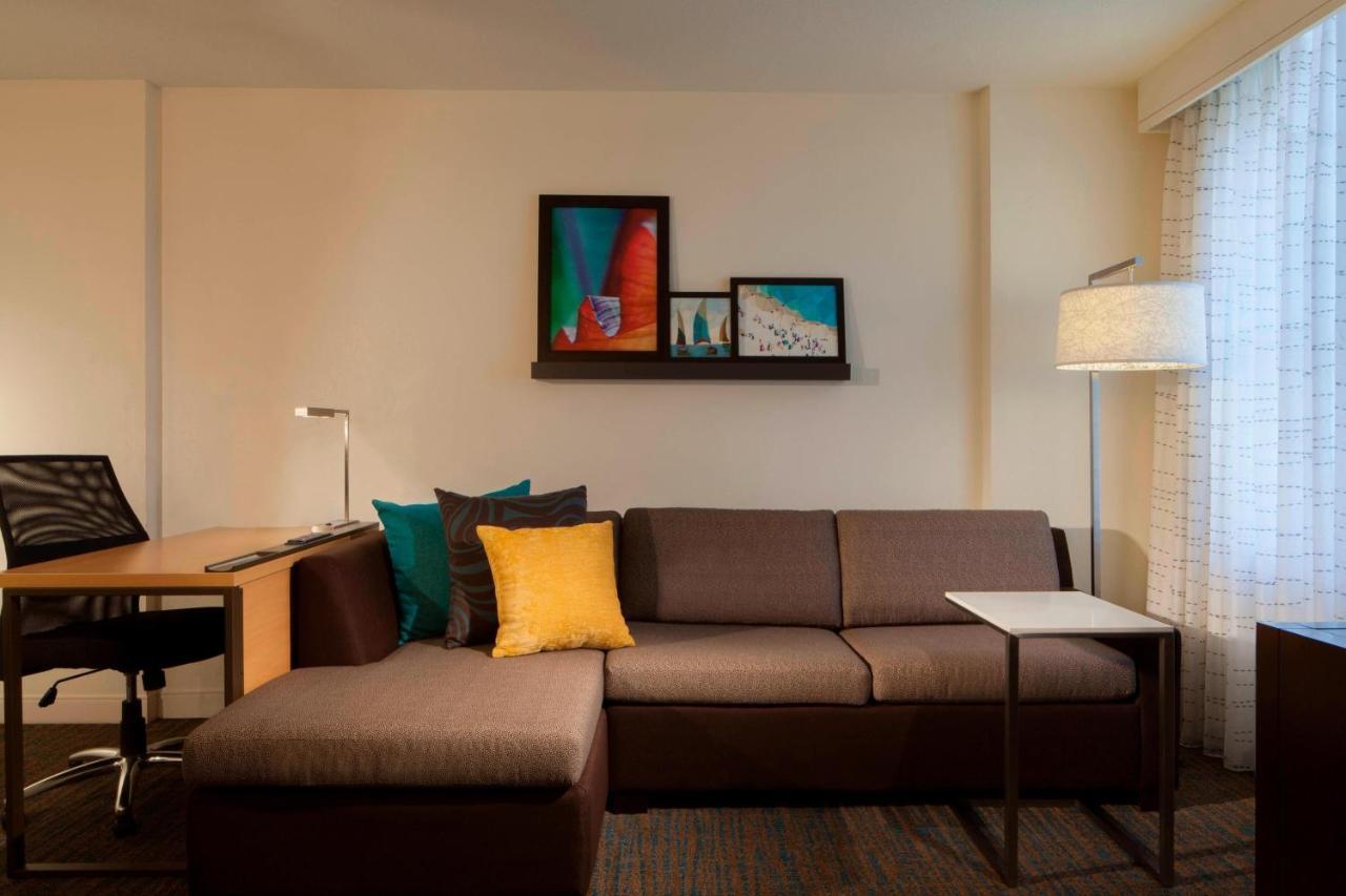 Downtown Hotel